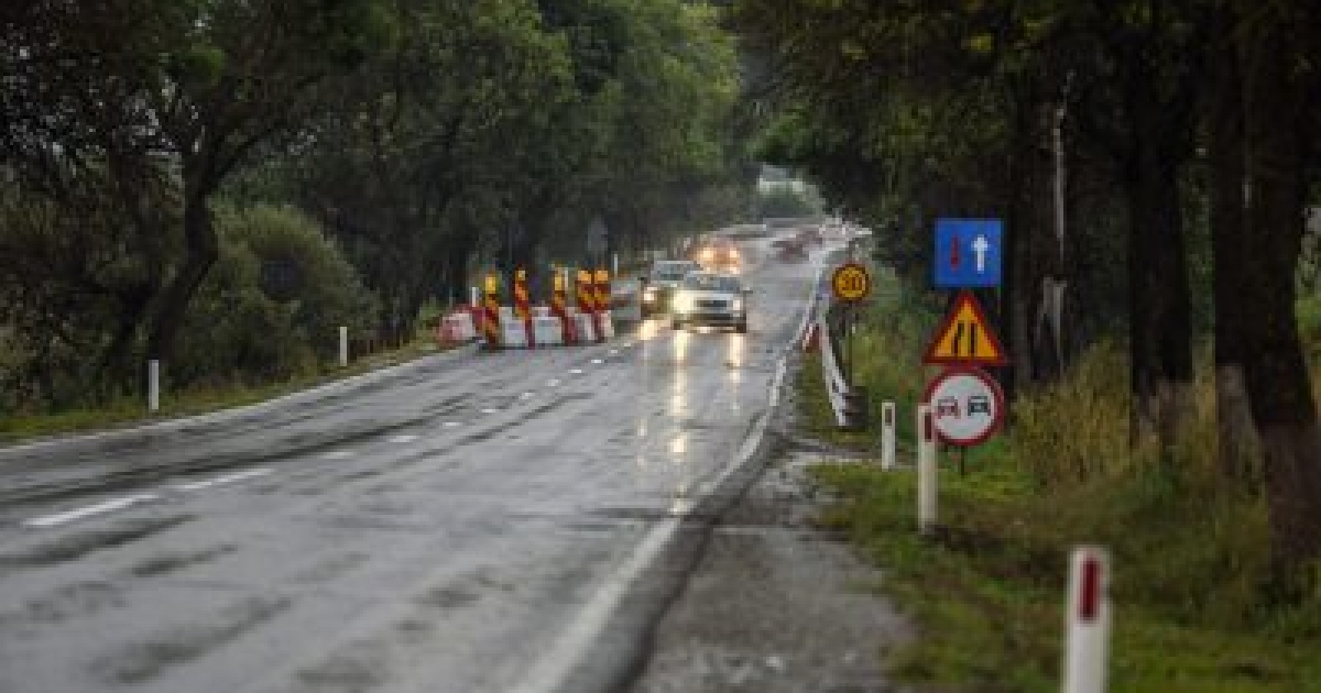 Nem valószínű, hogy idén teljesen újjáépítik a hidat Csíkszereda kijáratánál